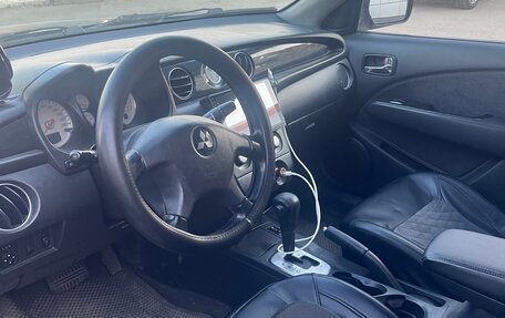 Mitsubishi Outlander III рестайлинг 3, 2004 год, 470 000 рублей, 7 фотография