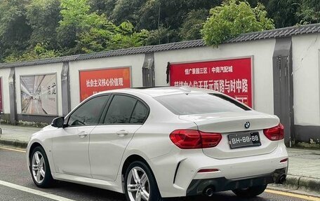 BMW 1 серия, 2022 год, 1 440 000 рублей, 5 фотография
