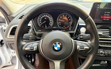 BMW 1 серия, 2022 год, 1 445 000 рублей, 12 фотография