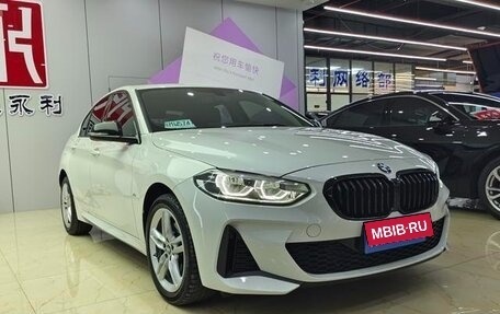 BMW 1 серия, 2022 год, 1 460 000 рублей, 3 фотография