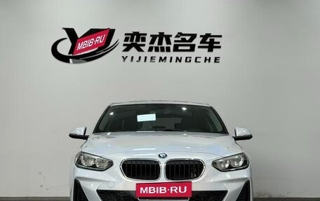 BMW 1 серия, 2022 год, 1 390 000 рублей, 2 фотография