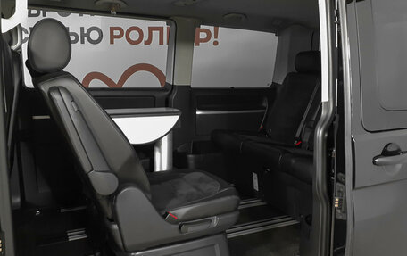 Volkswagen Multivan T6 рестайлинг, 2016 год, 3 280 000 рублей, 11 фотография