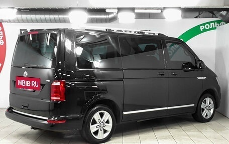 Volkswagen Multivan T6 рестайлинг, 2016 год, 3 280 000 рублей, 4 фотография