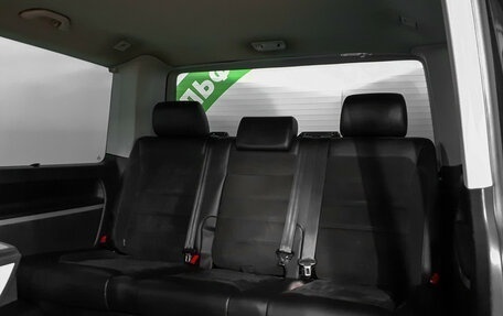 Volkswagen Multivan T6 рестайлинг, 2016 год, 3 280 000 рублей, 12 фотография