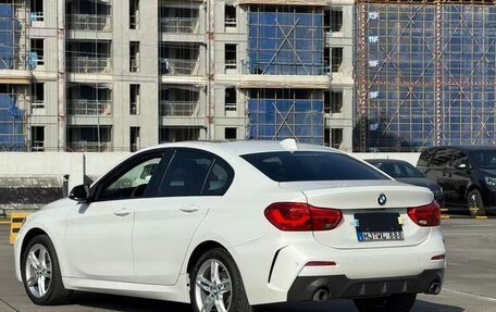 BMW 1 серия, 2022 год, 1 415 000 рублей, 6 фотография