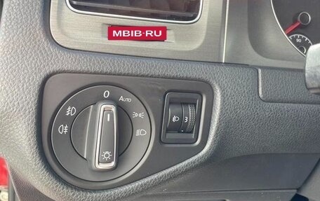 Volkswagen Golf VIII, 2021 год, 1 800 000 рублей, 21 фотография