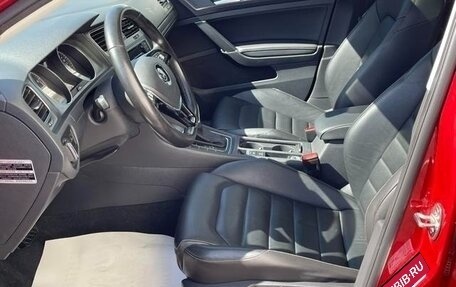Volkswagen Golf VIII, 2021 год, 1 800 000 рублей, 20 фотография