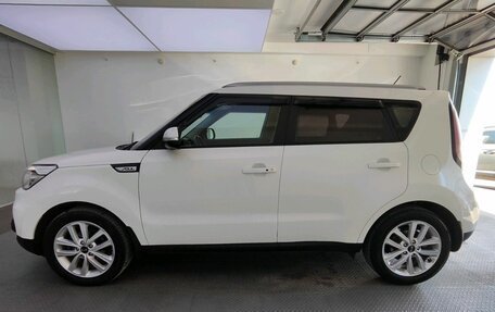 KIA Soul II рестайлинг, 2018 год, 1 649 000 рублей, 8 фотография