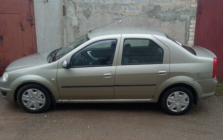 Renault Logan I, 2013 год, 444 000 рублей, 1 фотография