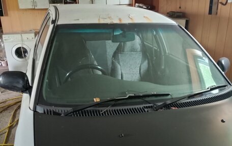 Mitsubishi Libero I рестайлинг, 2001 год, 160 000 рублей, 3 фотография