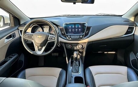 Chevrolet Cruze II, 2022 год, 1 280 000 рублей, 6 фотография