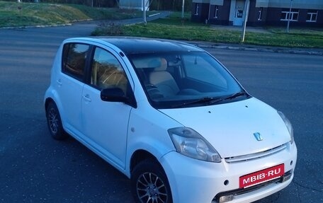 Toyota Passo III, 2004 год, 230 000 рублей, 3 фотография