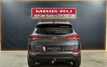 Hyundai Tucson III, 2018 год, 2 580 000 рублей, 3 фотография