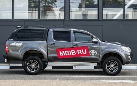 Toyota Hilux VII, 2014 год, 2 489 000 рублей, 5 фотография