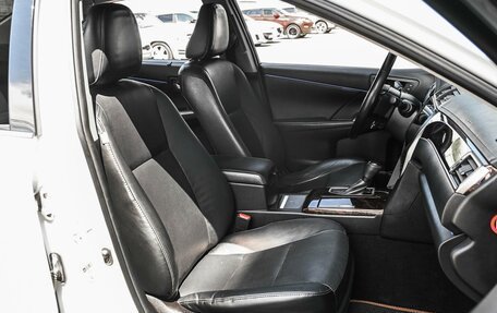 Toyota Camry, 2017 год, 2 594 000 рублей, 8 фотография