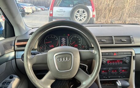 Audi A4, 2004 год, 500 000 рублей, 10 фотография