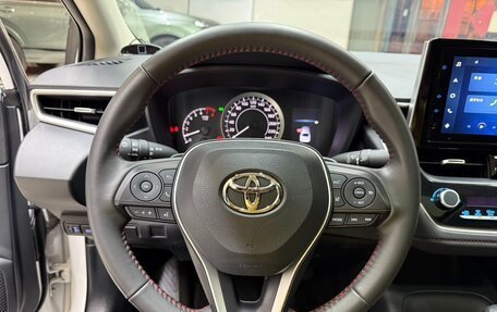 Toyota Corolla, 2022 год, 1 670 000 рублей, 10 фотография