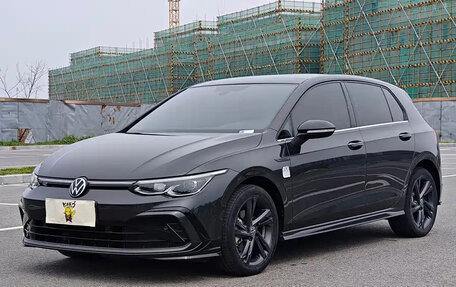 Volkswagen Golf VIII, 2022 год, 1 430 000 рублей, 1 фотография