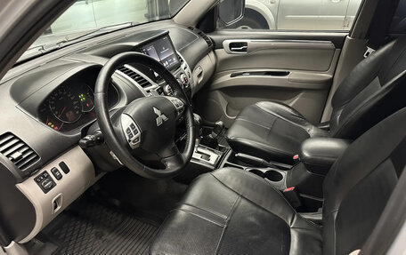 Mitsubishi Pajero Sport II рестайлинг, 2013 год, 1 150 000 рублей, 19 фотография