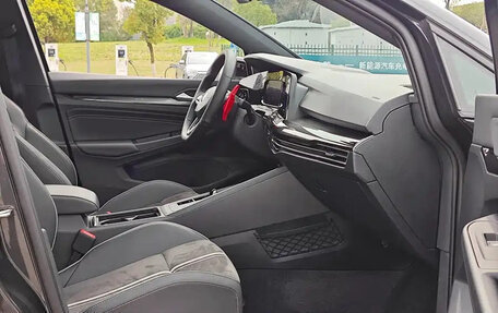 Volkswagen Golf VIII, 2022 год, 1 430 000 рублей, 10 фотография