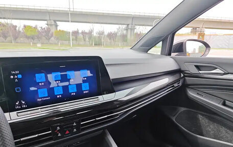 Volkswagen Golf VIII, 2022 год, 1 430 000 рублей, 15 фотография