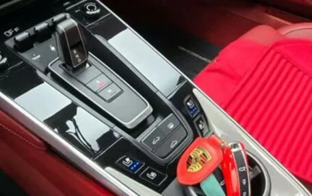 Porsche 911, 2023 год, 18 000 000 рублей, 12 фотография