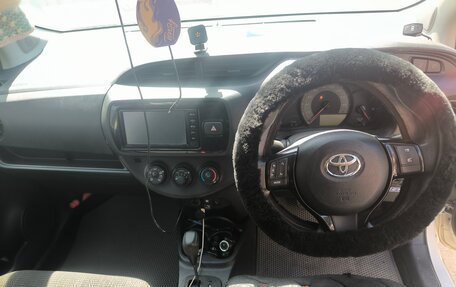 Toyota Vitz, 2018 год, 888 888 рублей, 6 фотография