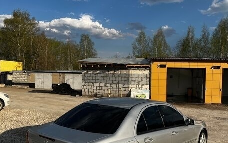 Mercedes-Benz C-Класс, 2002 год, 350 000 рублей, 3 фотография