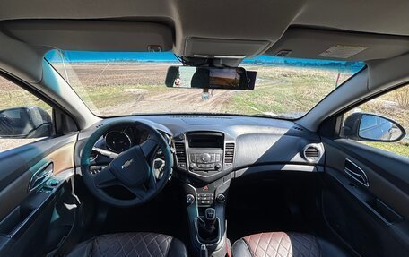 Chevrolet Cruze II, 2011 год, 650 000 рублей, 5 фотография