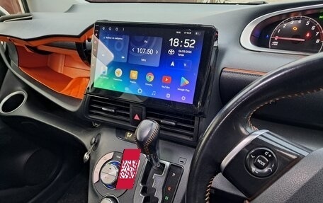 Toyota Sienta II, 2018 год, 1 400 000 рублей, 10 фотография