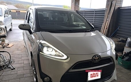 Toyota Sienta II, 2018 год, 1 400 000 рублей, 8 фотография