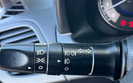 Hyundai Solaris II рестайлинг, 2011 год, 650 000 рублей, 8 фотография