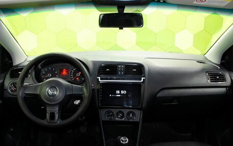 Volkswagen Polo VI (EU Market), 2011 год, 550 000 рублей, 13 фотография