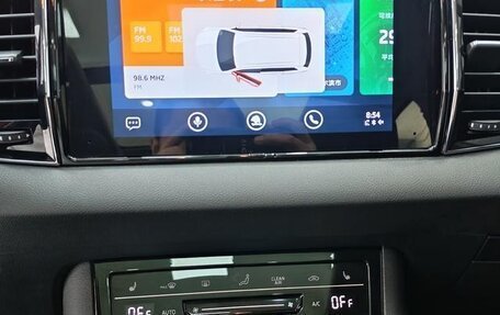 Skoda Karoq I, 2022 год, 1 775 000 рублей, 4 фотография