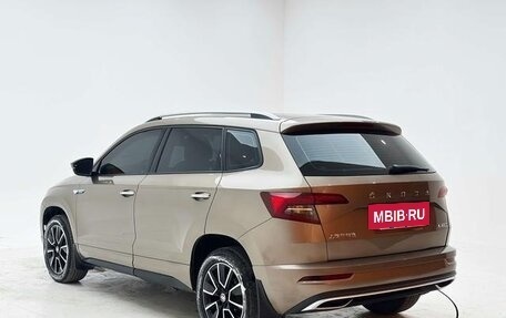 Skoda Karoq I, 2022 год, 1 860 000 рублей, 16 фотография