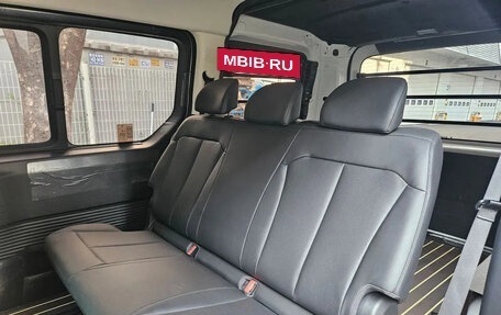 Hyundai Staria, 2025 год, 4 980 000 рублей, 14 фотография