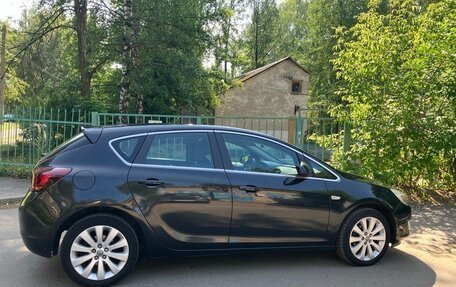 Opel Astra J, 2011 год, 760 000 рублей, 3 фотография