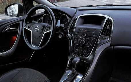 Opel Astra J, 2011 год, 760 000 рублей, 7 фотография