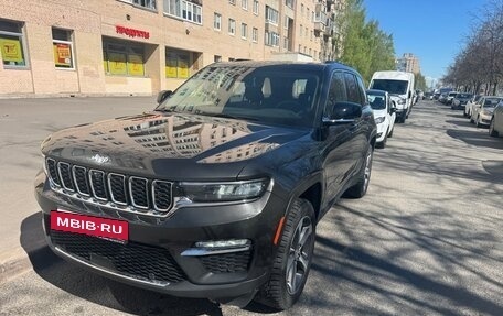 Jeep Grand Cherokee, 2022 год, 6 500 000 рублей, 7 фотография