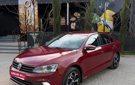 Volkswagen Jetta VI, 2017 год, 1 350 000 рублей, 3 фотография