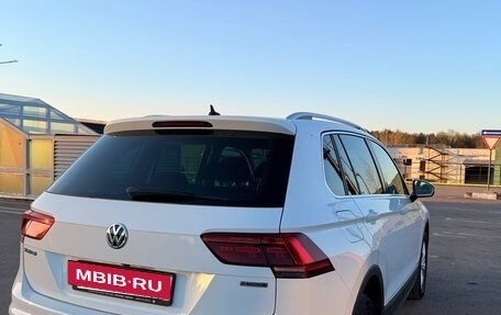 Volkswagen Tiguan II, 2018 год, 2 350 000 рублей, 5 фотография