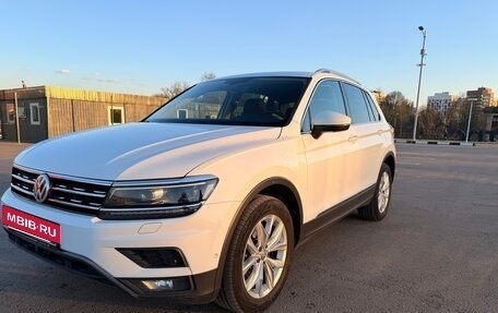 Volkswagen Tiguan II, 2018 год, 2 350 000 рублей, 4 фотография