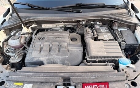 Volkswagen Tiguan II, 2018 год, 2 350 000 рублей, 20 фотография