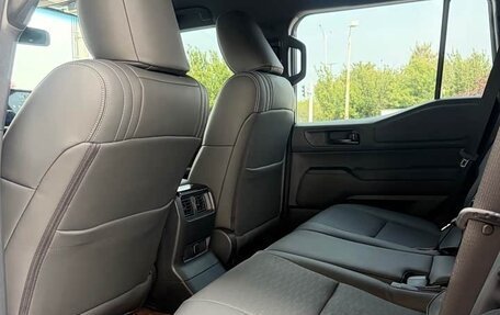 Toyota Land Cruiser Prado, 2025 год, 9 350 010 рублей, 13 фотография