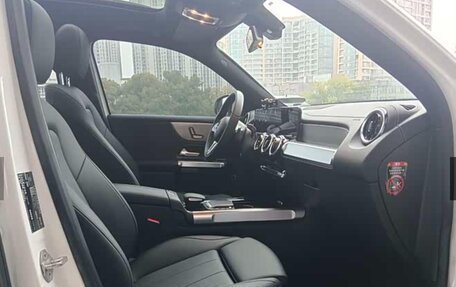 Mercedes-Benz GLB, 2022 год, 2 200 000 рублей, 12 фотография
