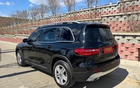 Mercedes-Benz GLB, 2022 год, 2 240 000 рублей, 8 фотография