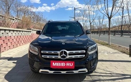 Mercedes-Benz GLB, 2022 год, 2 240 000 рублей, 2 фотография