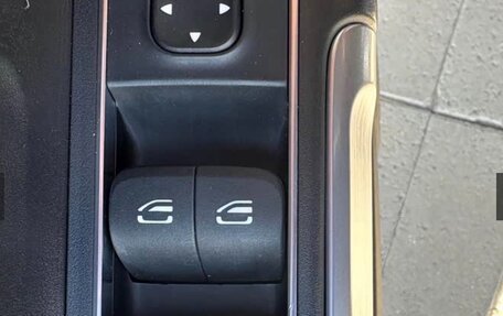 Mercedes-Benz GLB, 2022 год, 2 240 000 рублей, 10 фотография