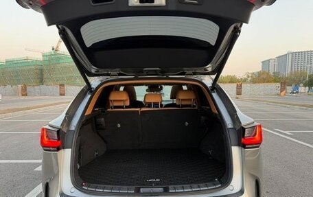 Lexus NX, 2022 год, 2 874 000 рублей, 19 фотография