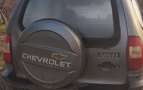 Chevrolet Niva I рестайлинг, 2004 год, 220 000 рублей, 4 фотография
